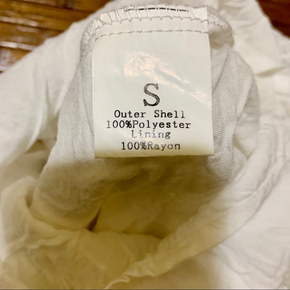 SOLD NWT White Flower Lace Crochet Pencil Skirt - Picture 5 of 6